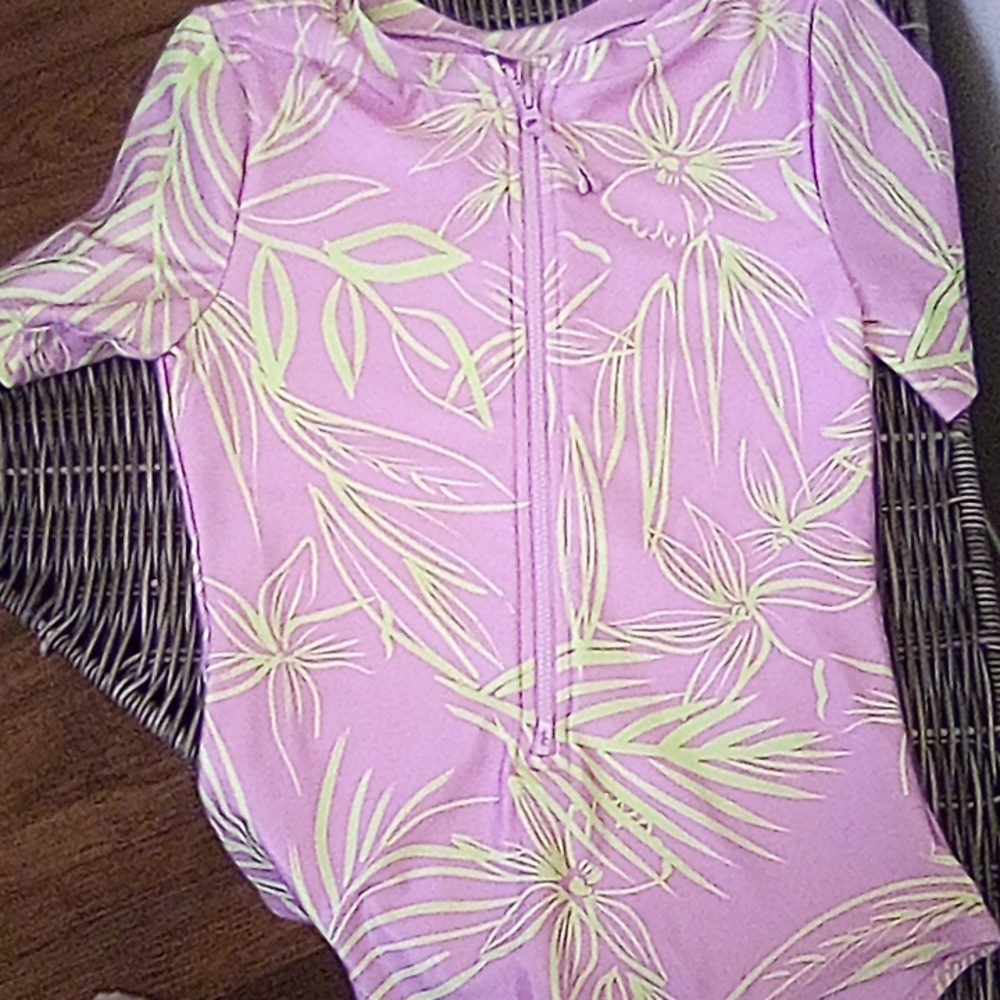 Gap Kids One Piece Rashguard Swimsuit - Picture 5 of 5